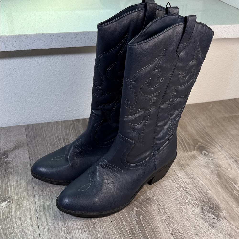 Charles Albert Black Western Heeled Boots